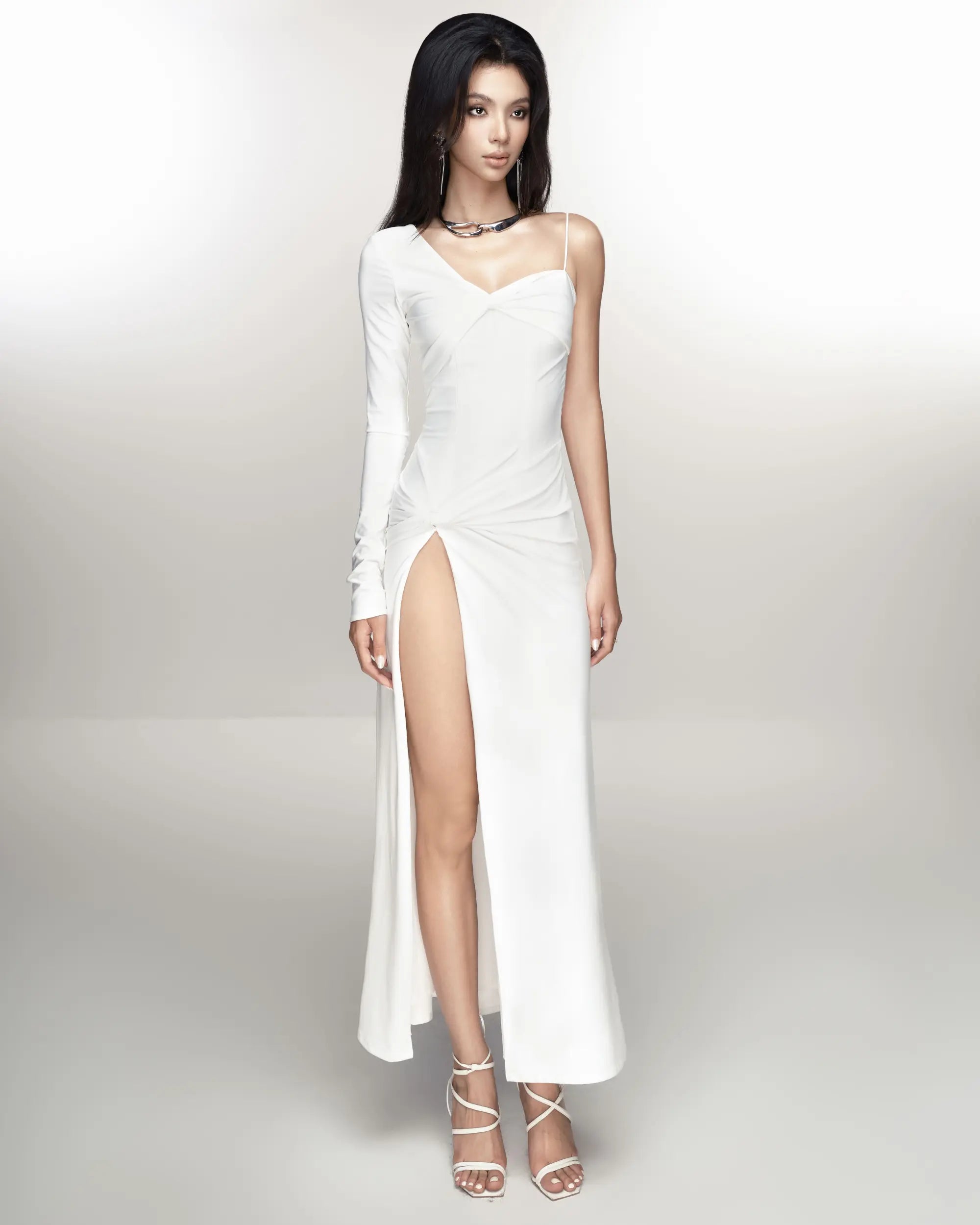 AURORA RADIANCE LONG DRESS - Magnetic & lumious look