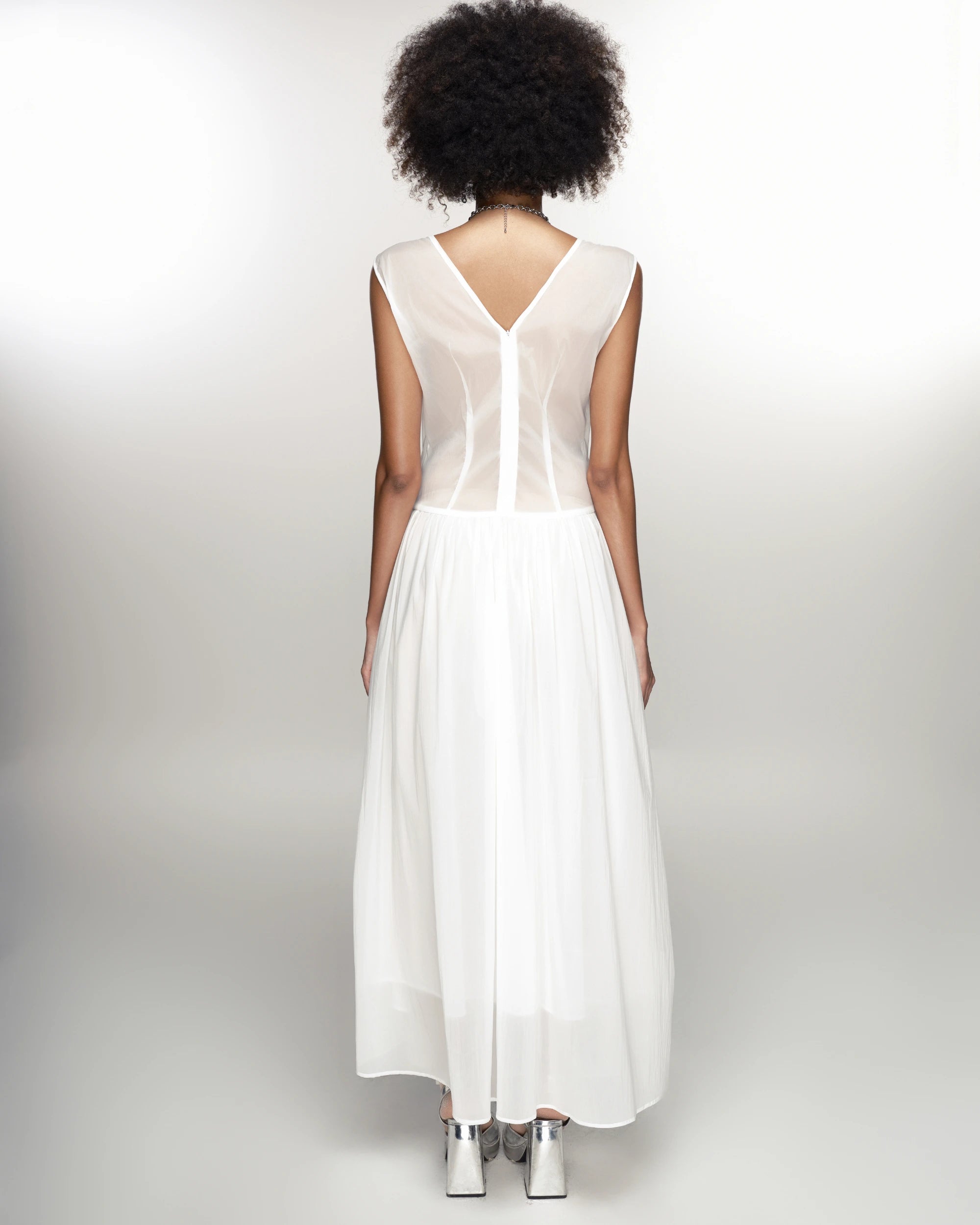 Goddess Gown - Power & Gorgeousness M / White Goddess Gown - Power & Gorgeousness M / White