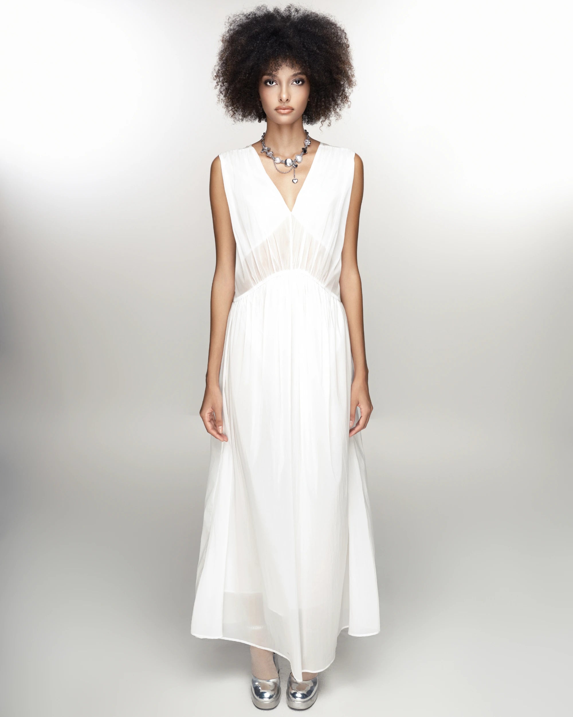 GODDESS GOWN - Power & gorgeousness